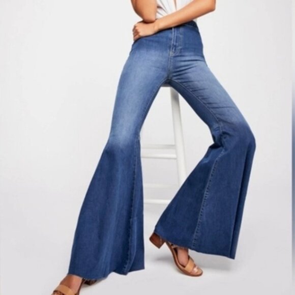 We The Free Denim - WE THE FREE Free People Just Float On Flare Hippie Jeans Jericho Blue Sz. 28